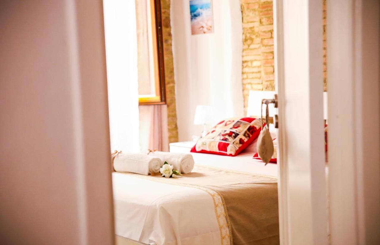 B&B La Dimora Di Tommaso Apartment - Dimora Storica Bike Friendly Ортона Экстерьер фото