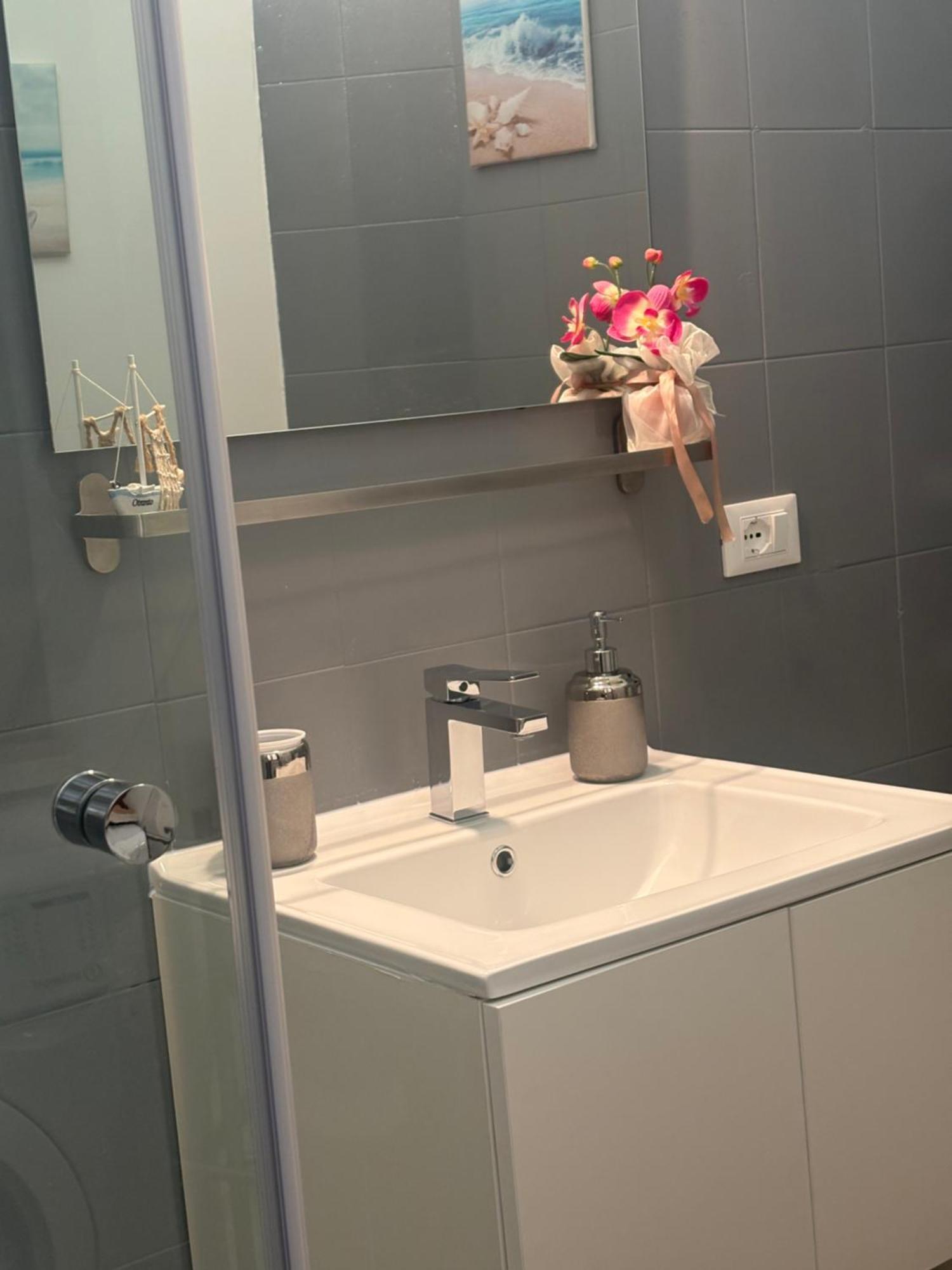 B&B La Dimora Di Tommaso Apartment - Dimora Storica Bike Friendly Ортона Экстерьер фото